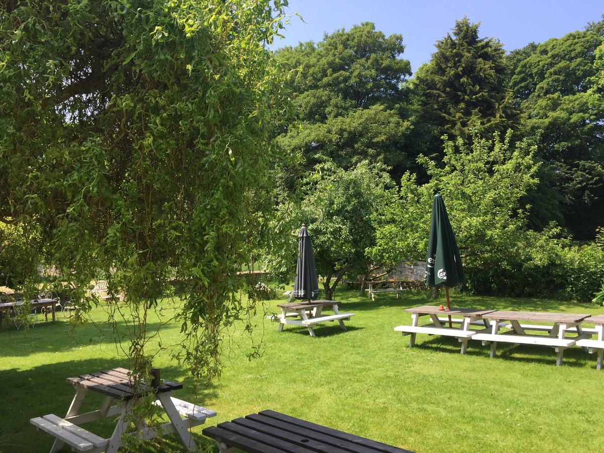 Hotel The Fox And Hounds Oakham Exteriér fotografie